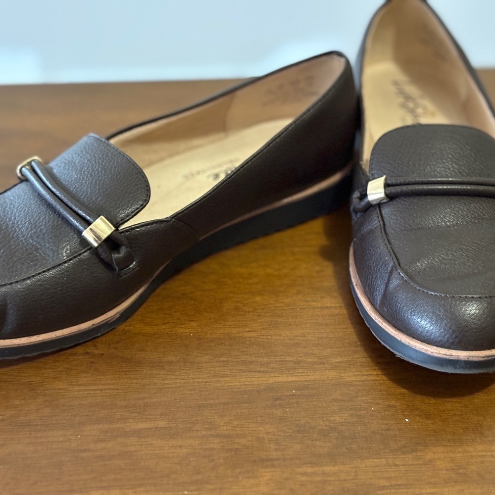 Life Stride Dark Brown Leather Flats - Picture 6 of 8
